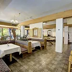 Salzburgerhof Hotel
