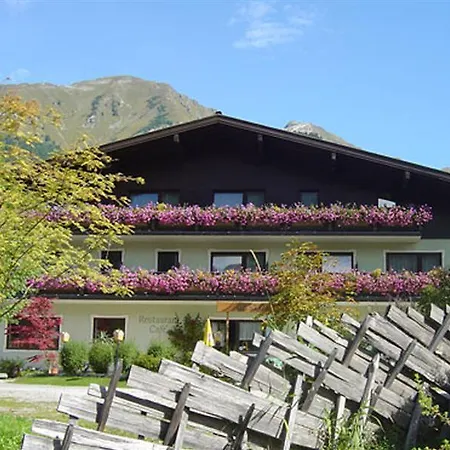 Salzburgerhof מלון ראוריס