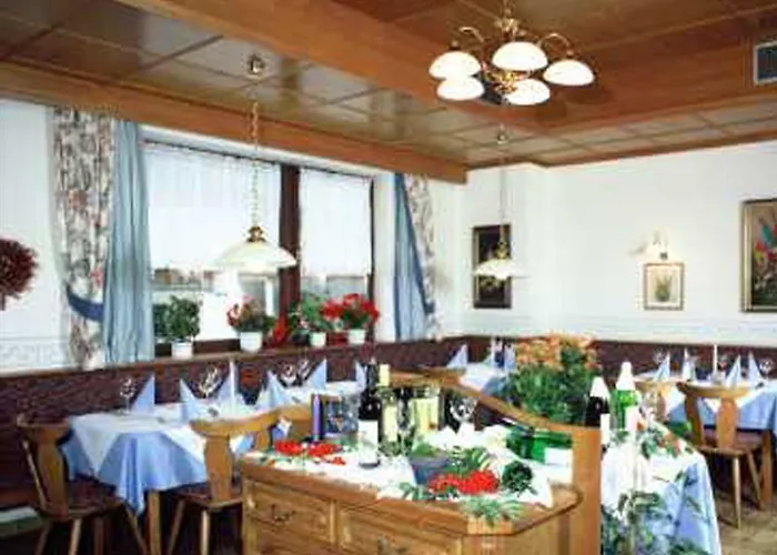 Salzburgerhof راوريس